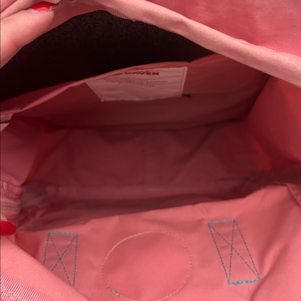 Fjallraven Kånken Pink Backpack - Picture 8 of 8